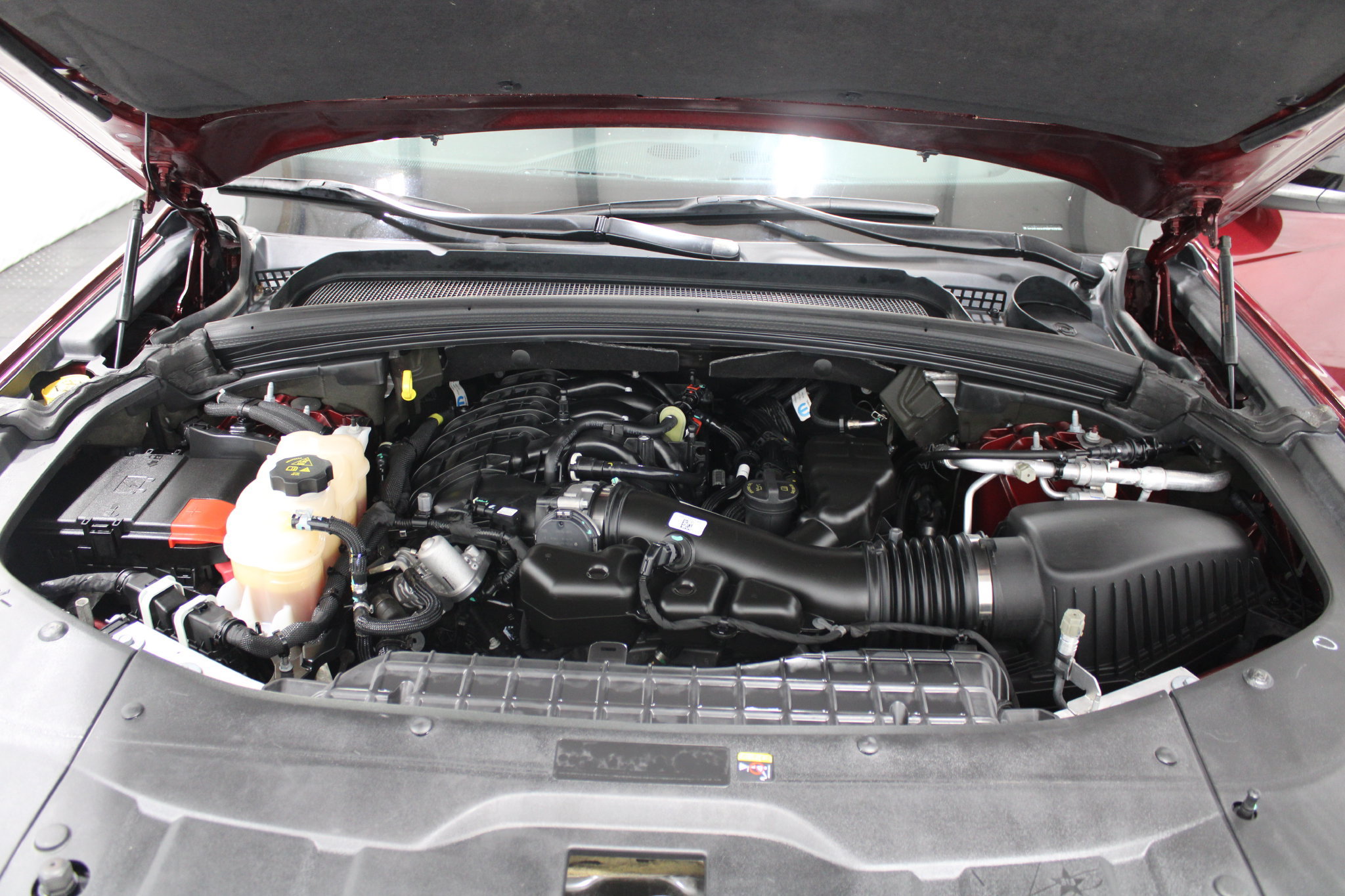 Used 2023 Jeep Grand Cherokee Laredo AWD/4WD image 10