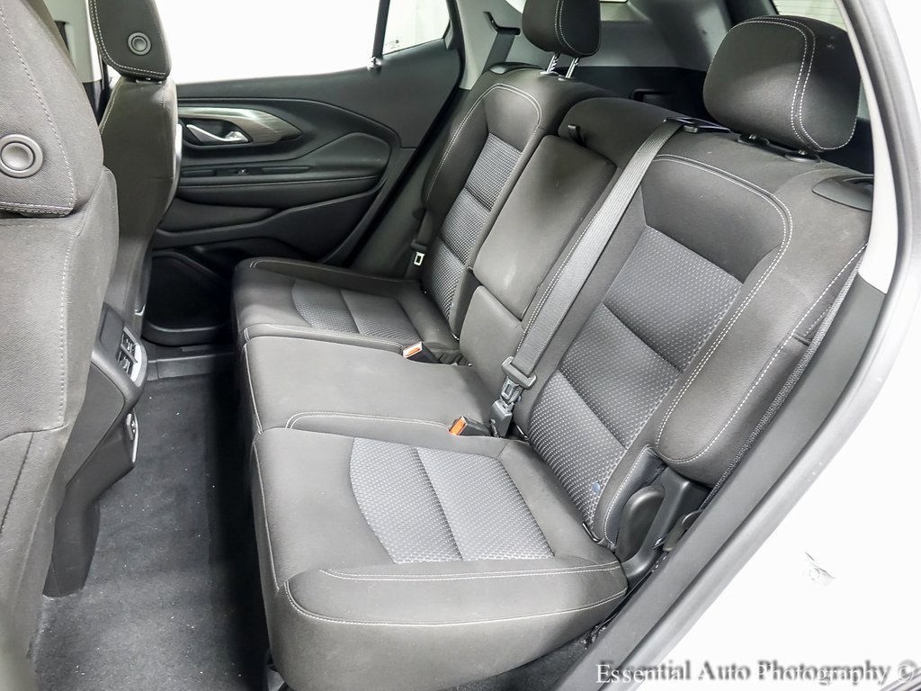 Used 2022 GMC Terrain SLE w/ Driver Convenience Package image 11