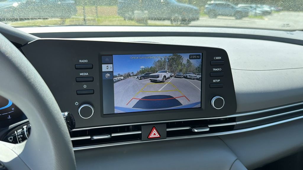 New 2026 Hyundai Elantra SE image 24