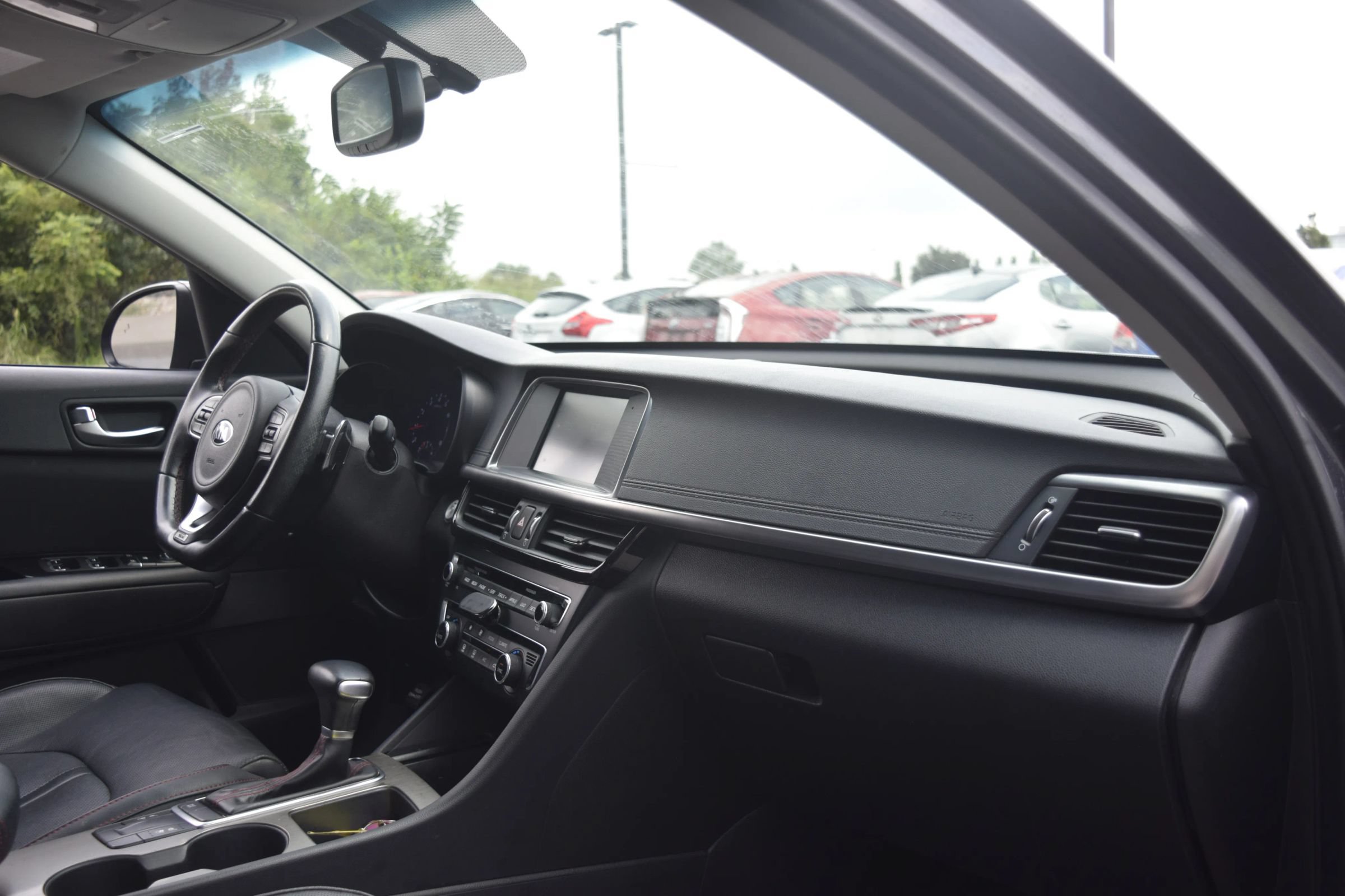 Used 2018 Kia Optima SX FWD image 9