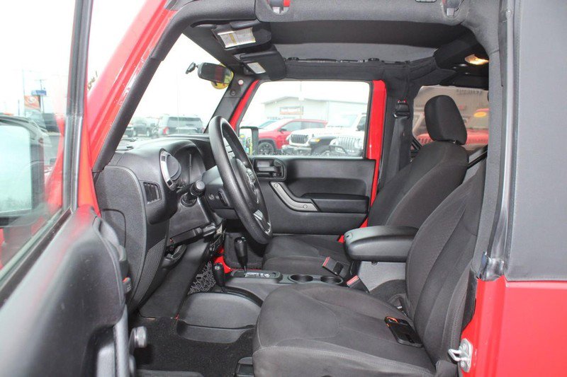 Used 2015 Jeep Wrangler Sport image 7