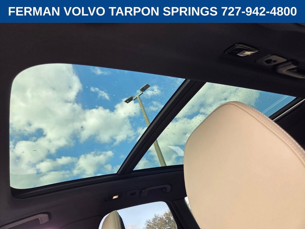 New 2026 Volvo XC60 B5 Plus w/ Protection Package Premier AWD/4WD image 22