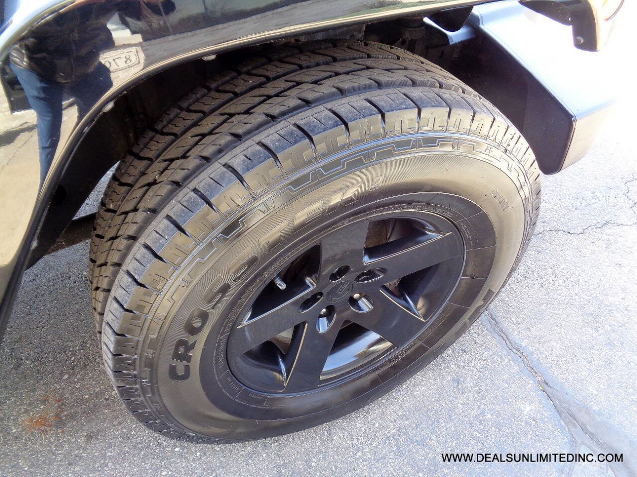 Used 2018 Jeep Wrangler Unlimited Sahara image 6