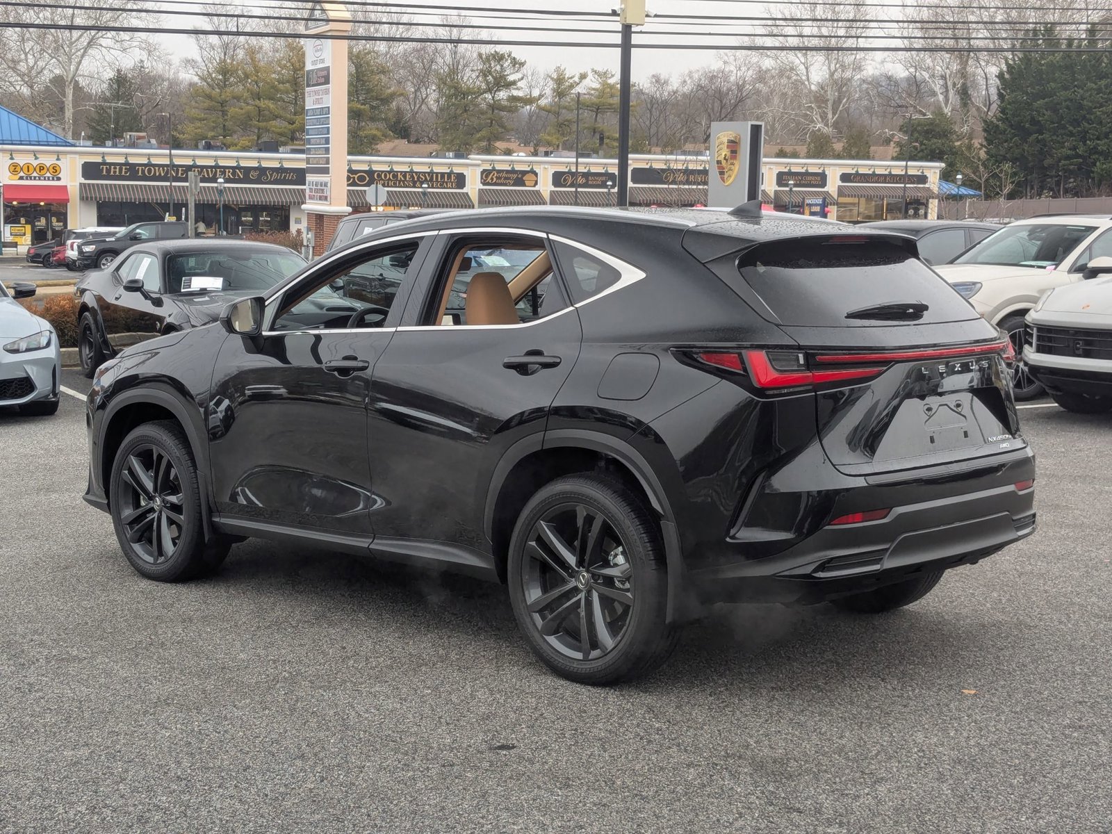 Used 2025 Lexus NX 450h+ AWD w/ Accessory Package (2T) image 3