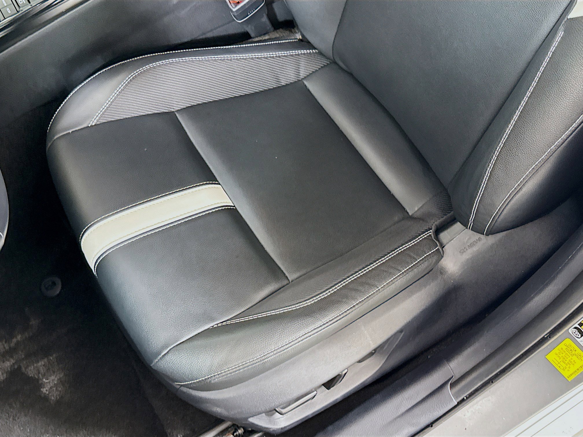 Used 2025 Toyota Camry SE image 19