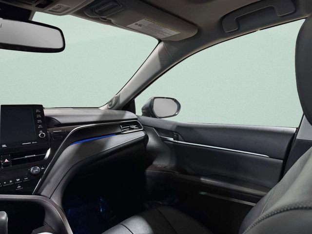 Used 2022 Toyota Camry XLE w/ Navigation Package image 13