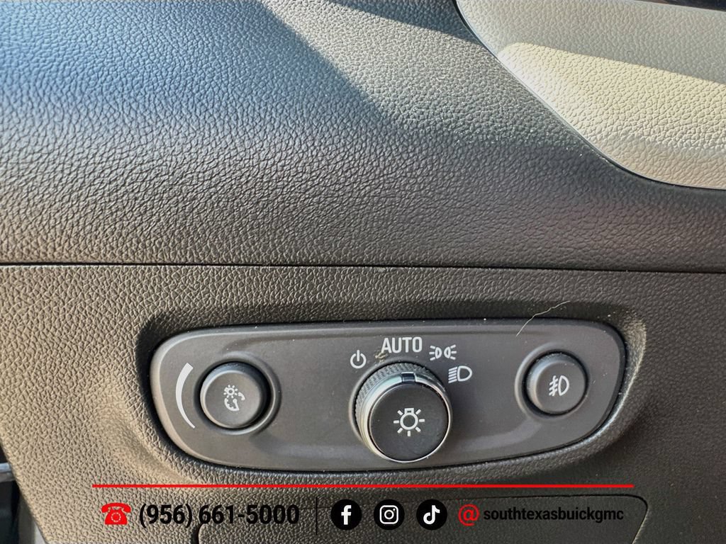 Used 2023 Buick Encore GX Essence w/ Experience Buick Package FWD image 21