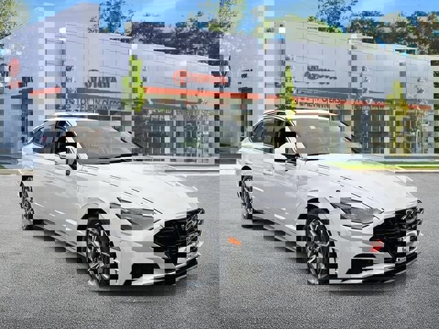 Used 2023 Hyundai Sonata SEL image 1