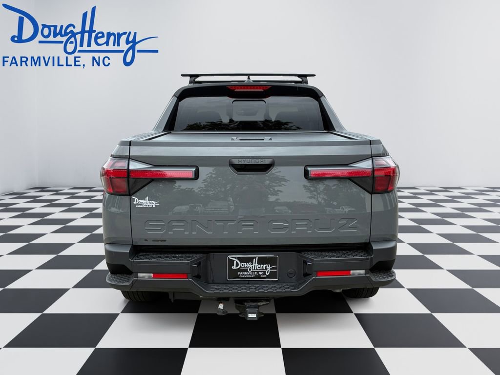 Used 2022 Hyundai Santa Cruz SEL w/ Activity Package FWD image 4
