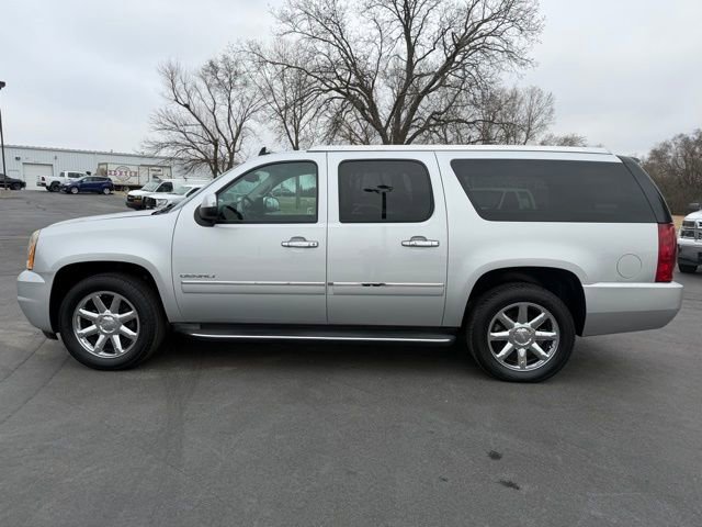 Used 2014 GMC Yukon XL Denali image 4