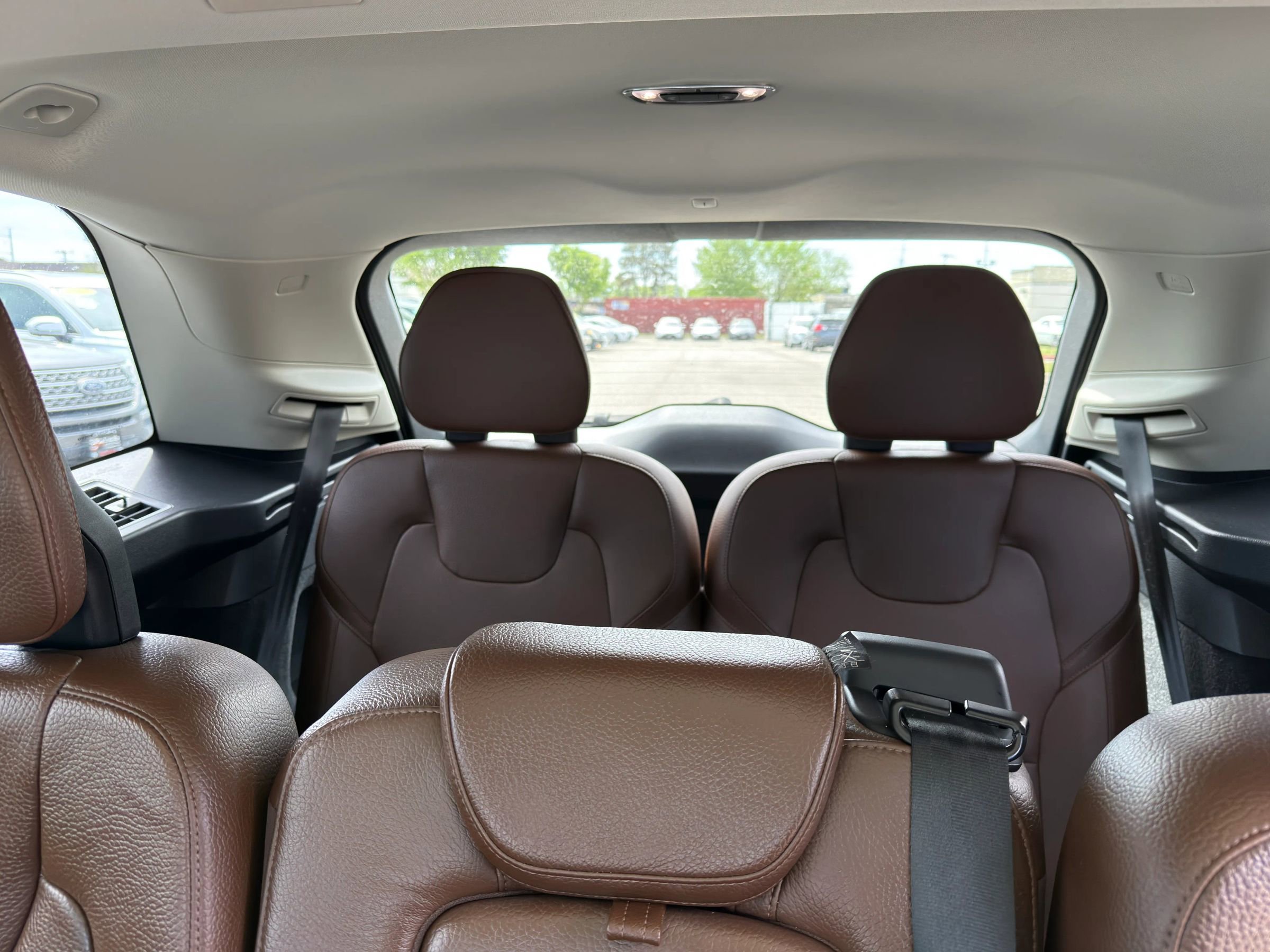 Used 2019 Volvo XC90 T6 Momentum AWD/4WD image 17
