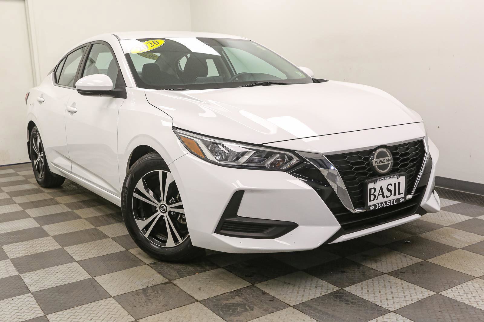 Used 2020 Nissan Sentra SV FWD image 2
