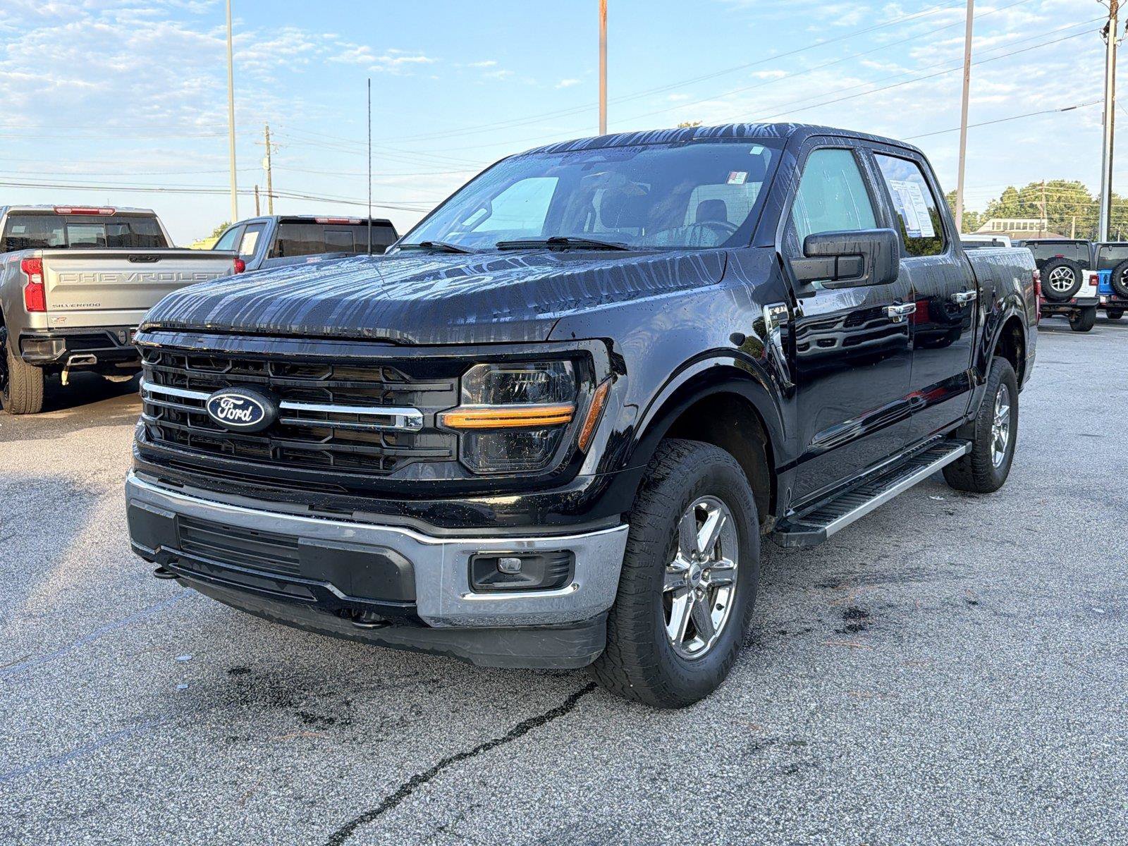 Used 2025 Ford F150 XLT w/ Equipment Group 301A Standard AWD/4WD image 2