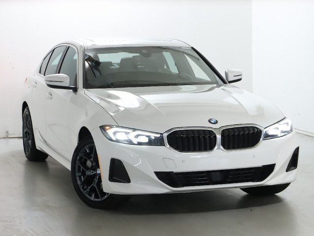 Used 2026 BMW 330i xDrive Sedan w/ Convenience Package AWD/4WD image 2