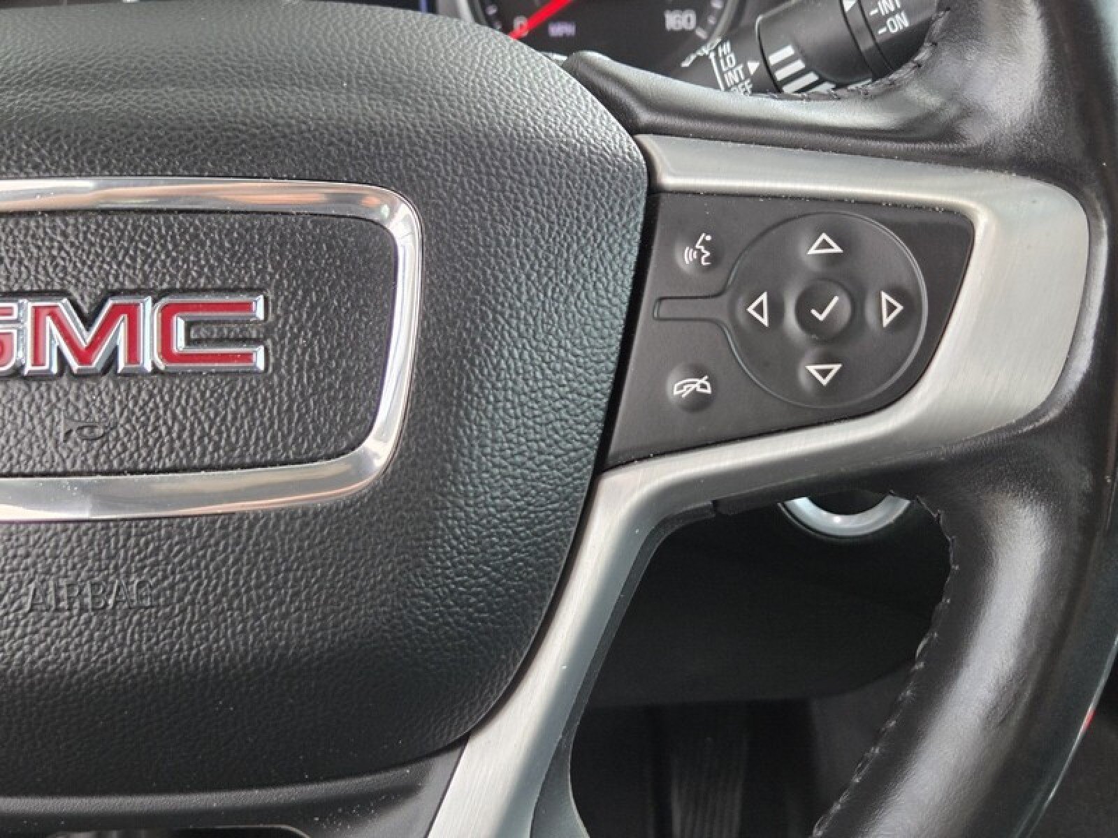 Used 2020 GMC Terrain SLT FWD image 26