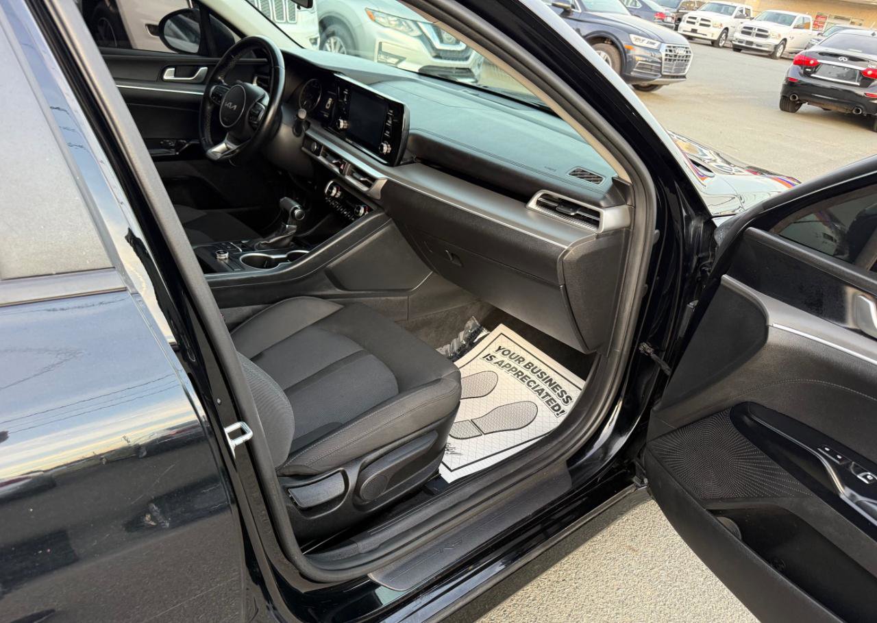 Used 2022 Kia K5 LXS image 13