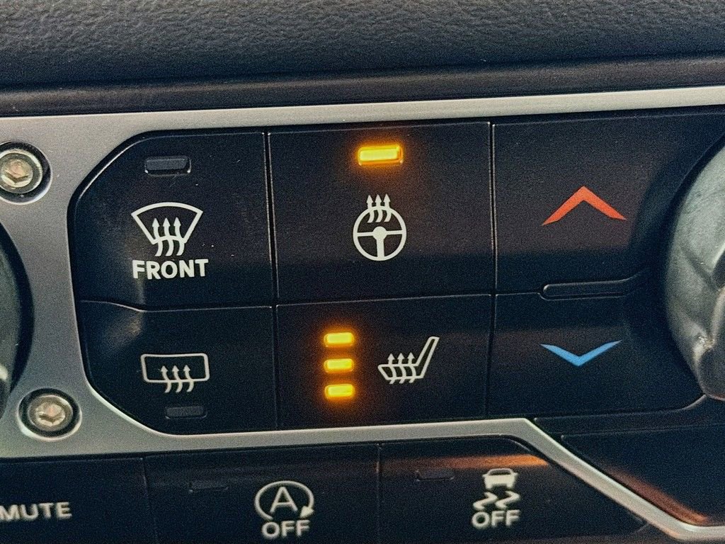 Used 2024 Jeep Wrangler Rubicon w/ Capability Package image 34