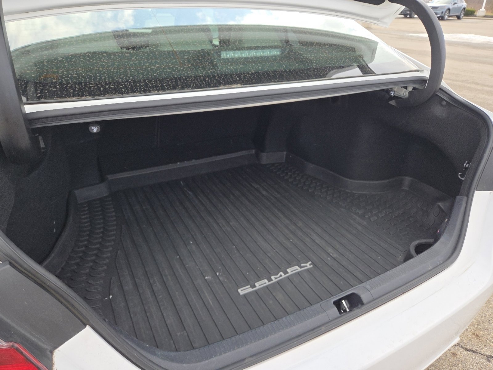 Used 2022 Toyota Camry SE image 22