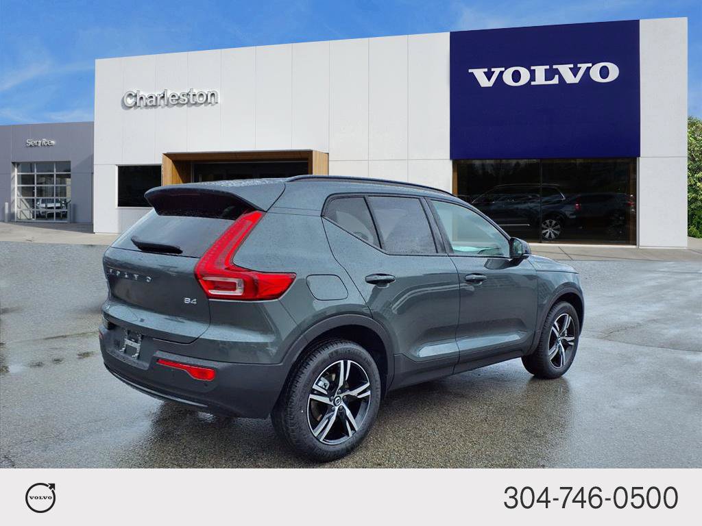New 2026 Volvo XC40 B4 Core w/ Protection Package Premier FWD image 4