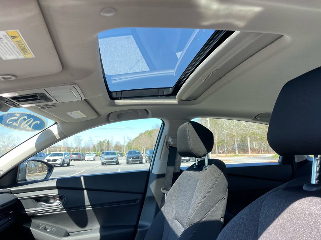 Certified 2025 Honda Accord SE image 28