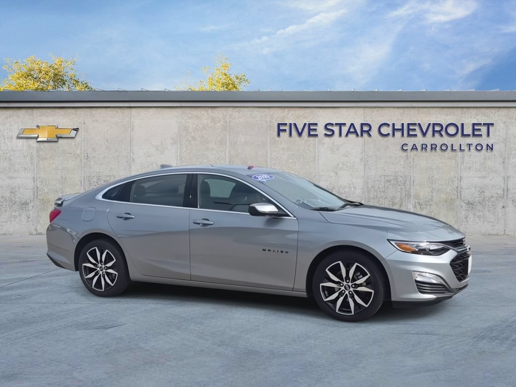 Used 2024 Chevrolet Malibu RS FWD image 2