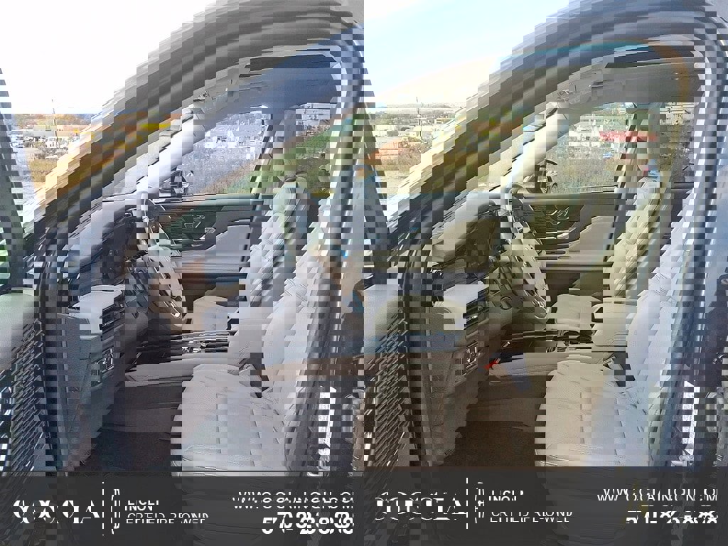 Certified 2022 Lincoln Corsair Reserve w/ Equipment Group 201A image 13