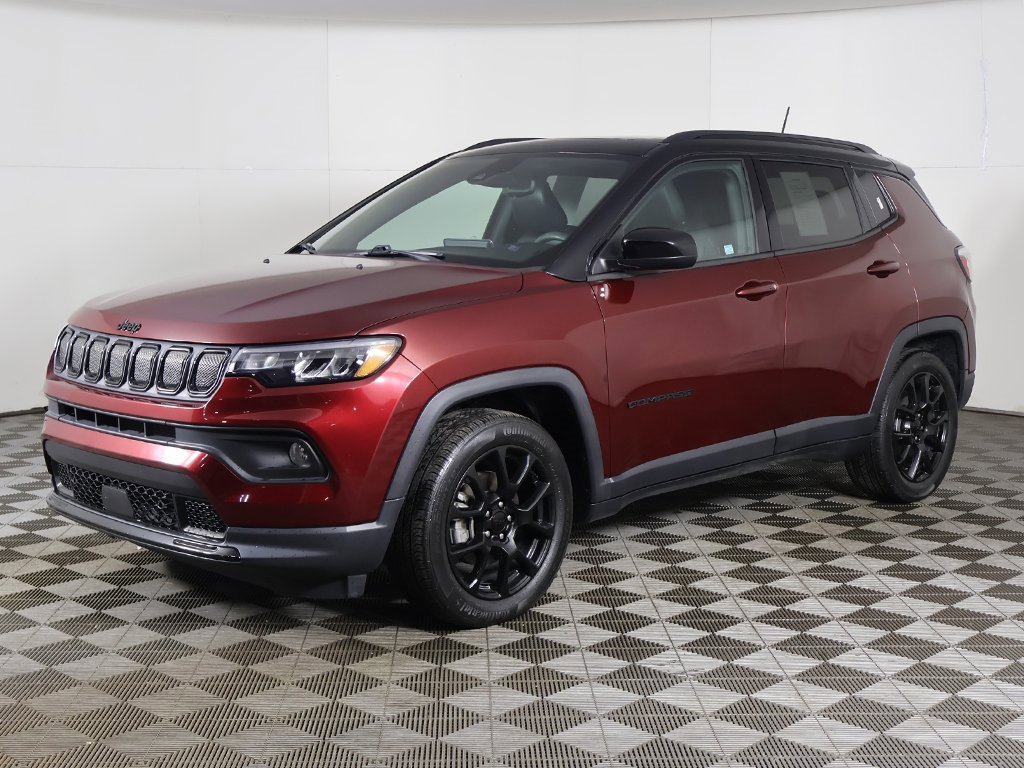 Used 2022 Jeep Compass Altitude w/ Sun and Sound Group image 8