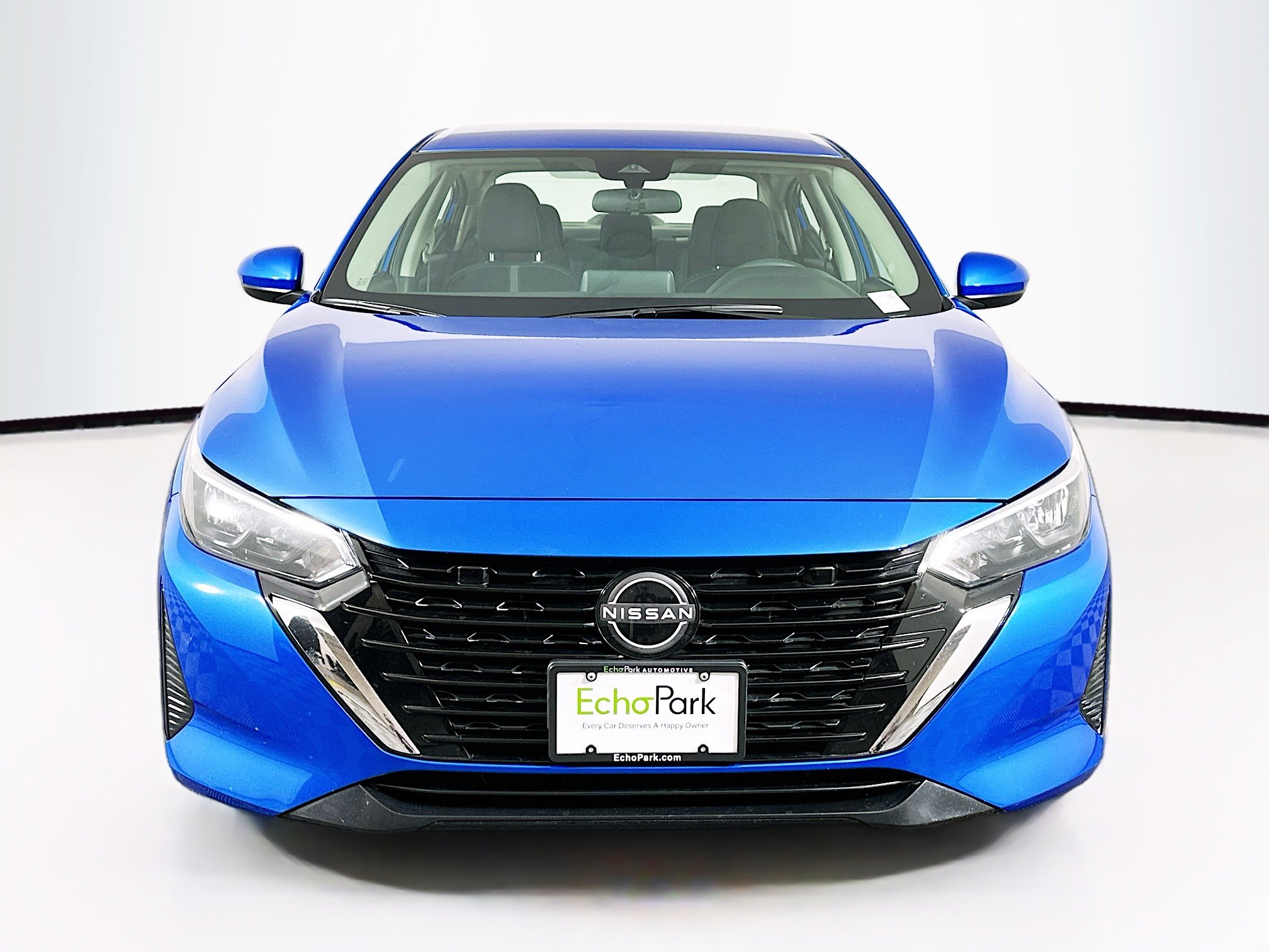 Used 2024 Nissan Sentra SV image 2