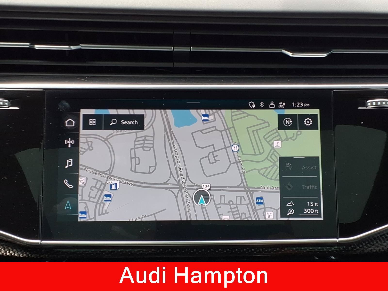 Used 2023 Audi SQ8 Prestige AWD/4WD image 21