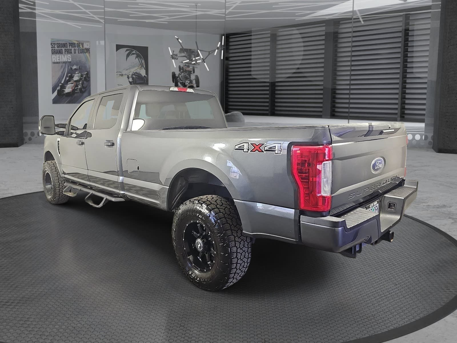 Used 2018 Ford F350 XL w/ Power Equipment Group AWD/4WD image 7
