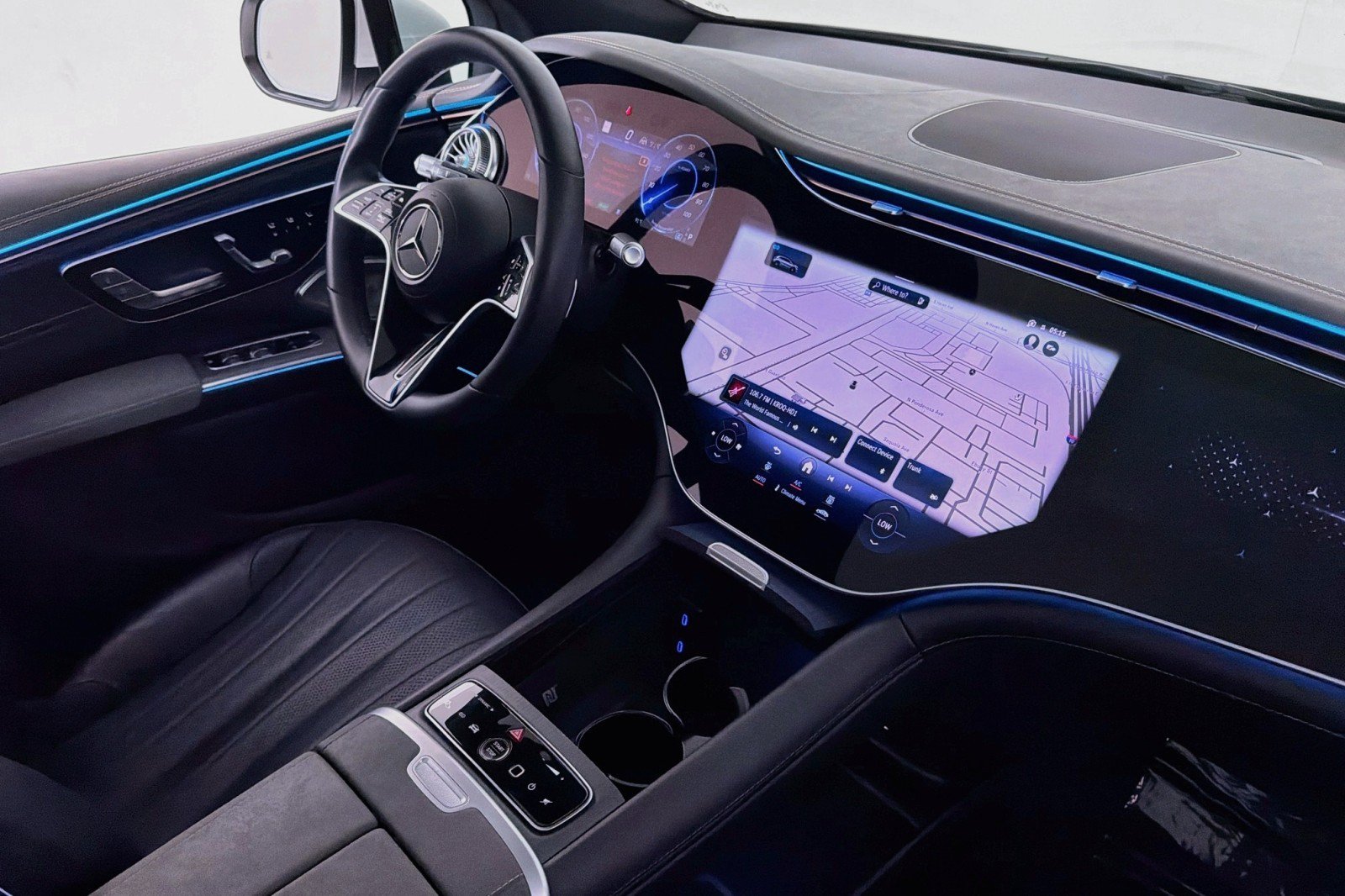 Certified 2024 Mercedes-Benz EQS 450+ 4MATIC SUV image 16
