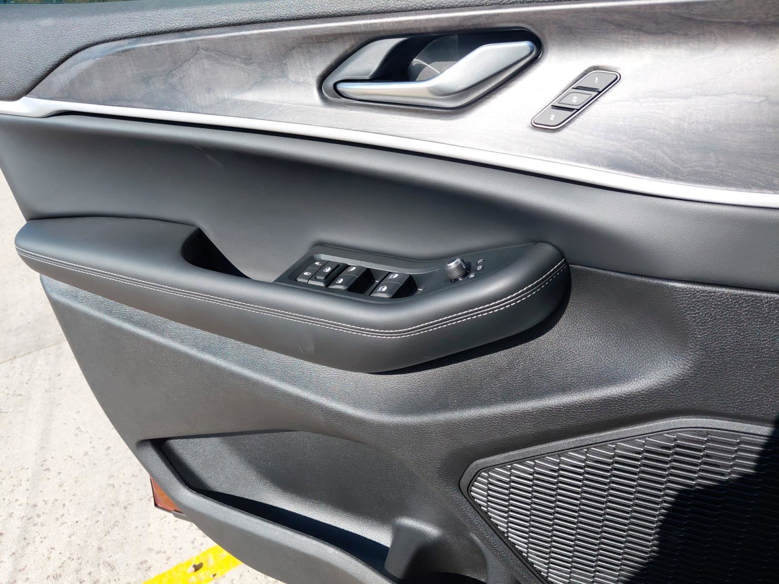 New 2025 Jeep Grand Cherokee L Limited image 28