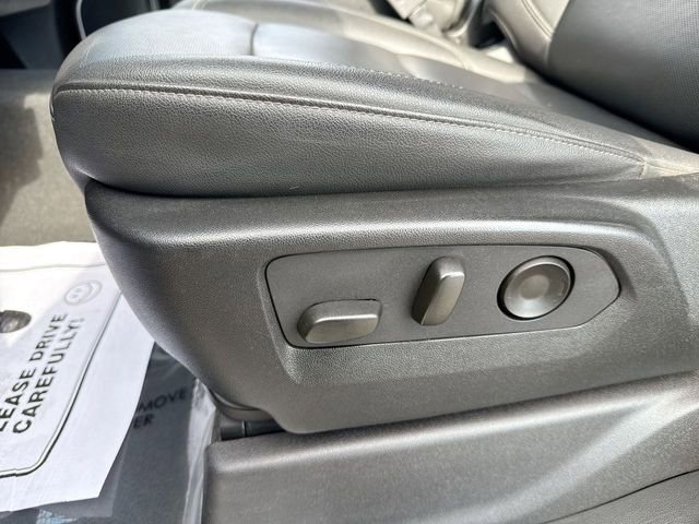 Used 2024 Chevrolet Silverado 2500 LTZ image 12