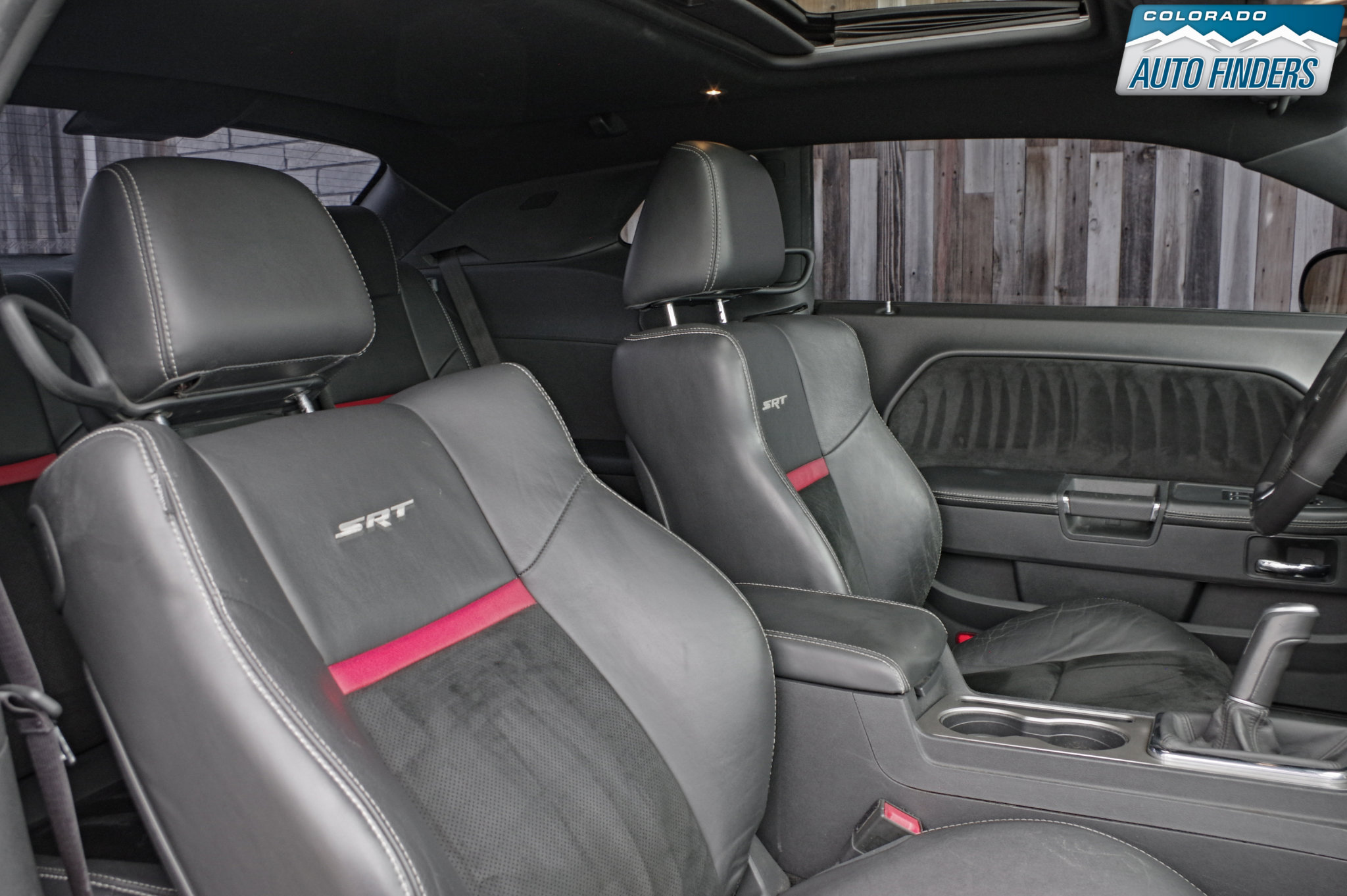 Used 2014 Dodge Challenger SRT8 w/ Harman/Kardon Audio Group image 20