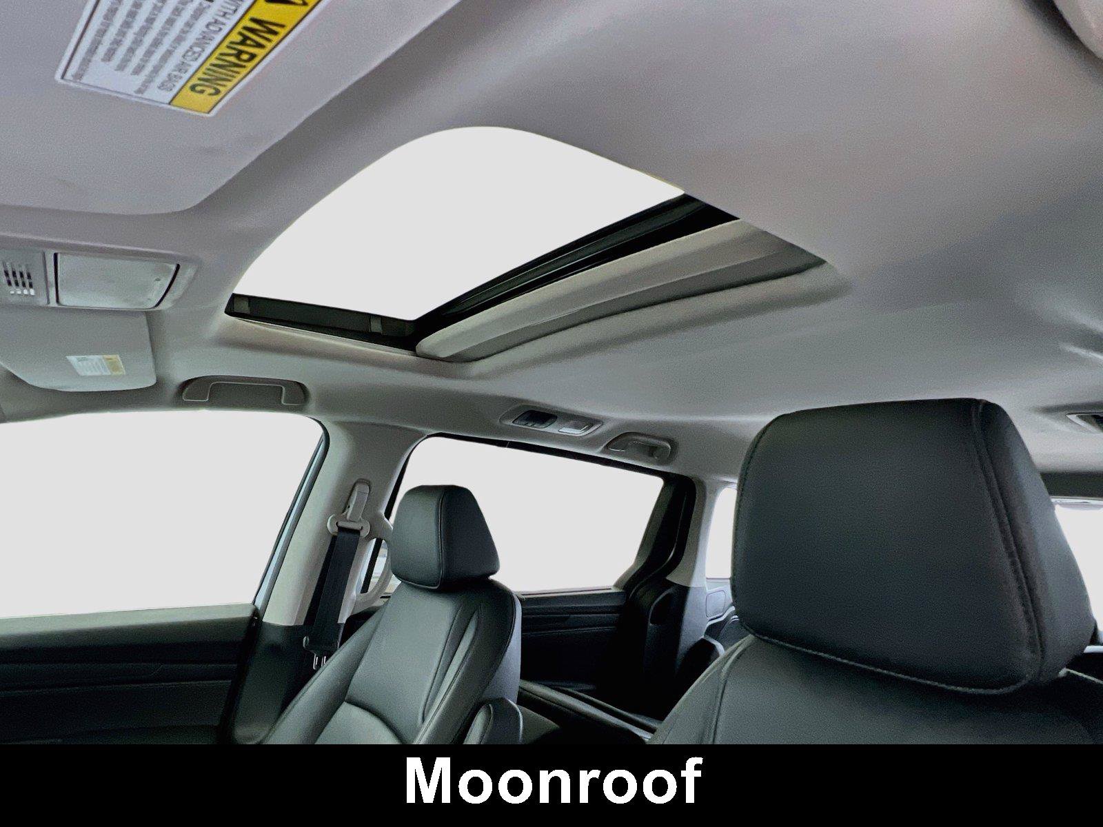 Certified 2025 Honda Odyssey EX-L image 17