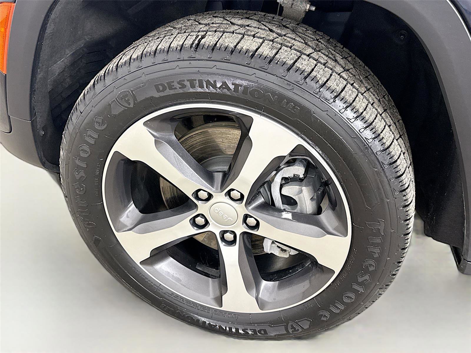 Used 2023 Jeep Grand Cherokee 4WD 4xe image 34