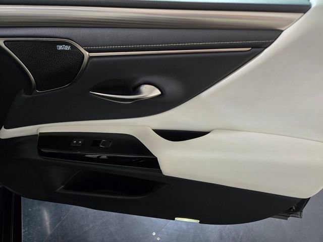 Used 2022 Lexus ES 350 F Sport w/ Accessory Package FWD image 25
