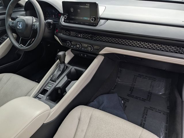 Used 2025 Honda Accord LX image 30
