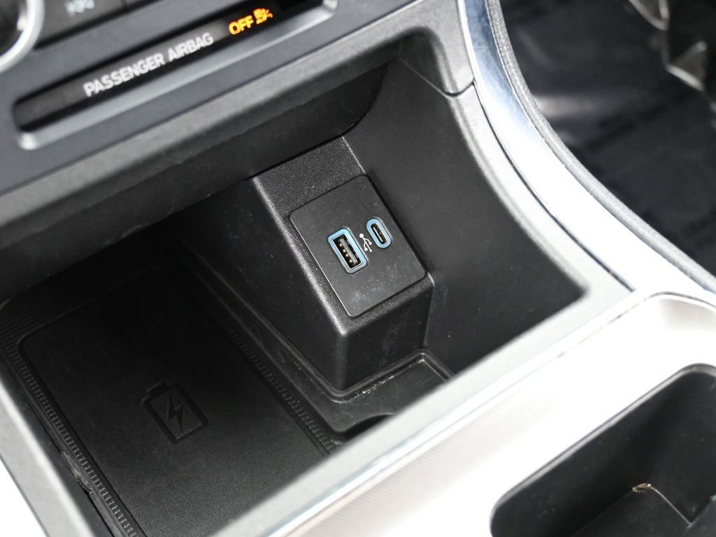 Used 2022 Ford Edge Titanium w/ Equipment Group 301A image 25