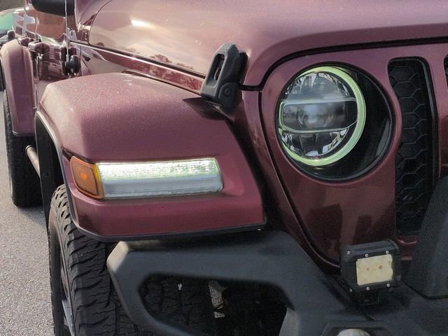 Used 2021 Jeep Gladiator Overland image 11