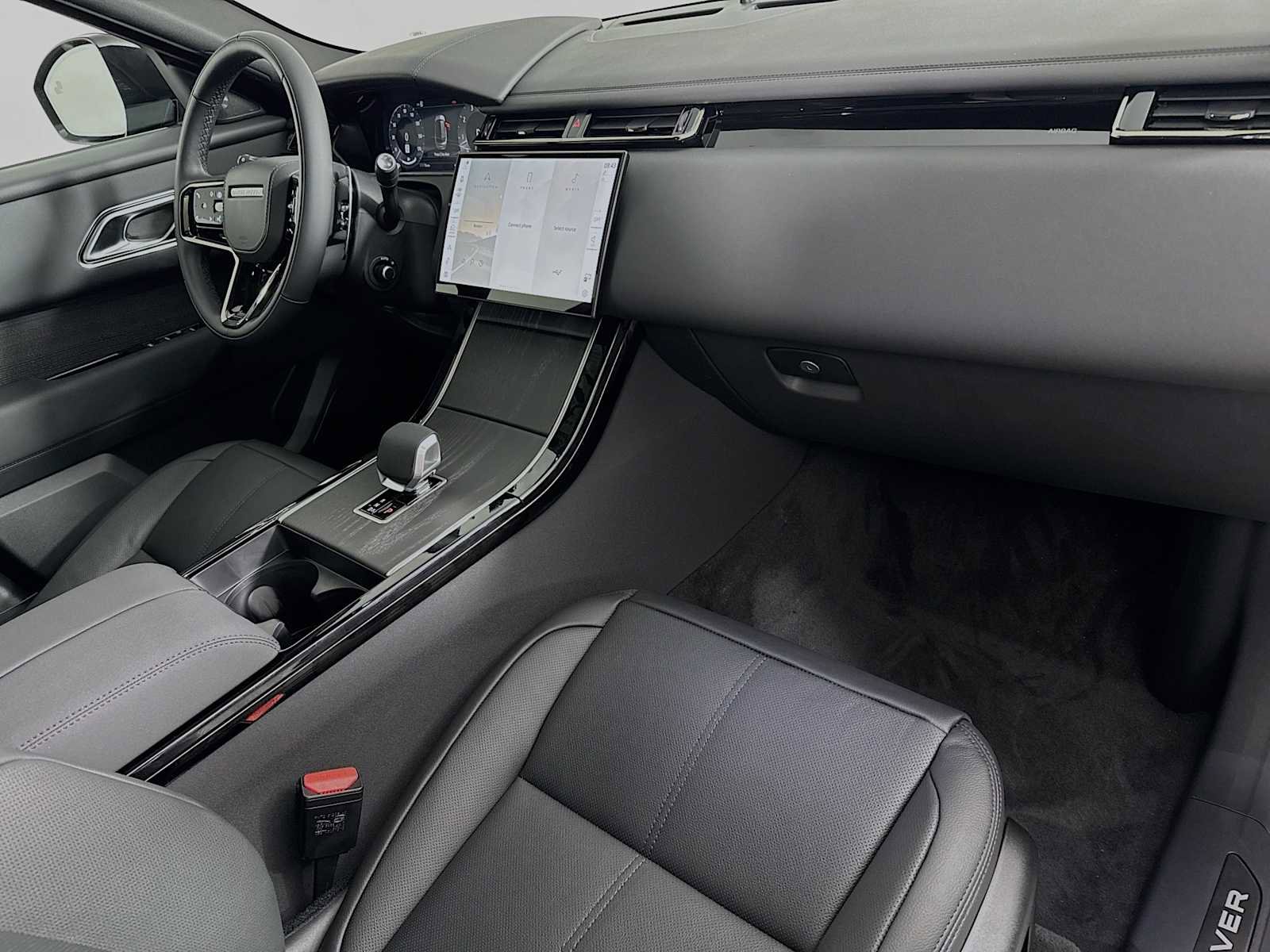 Used 2026 Land Rover Range Rover Velar Dynamic SE AWD/4WD image 29