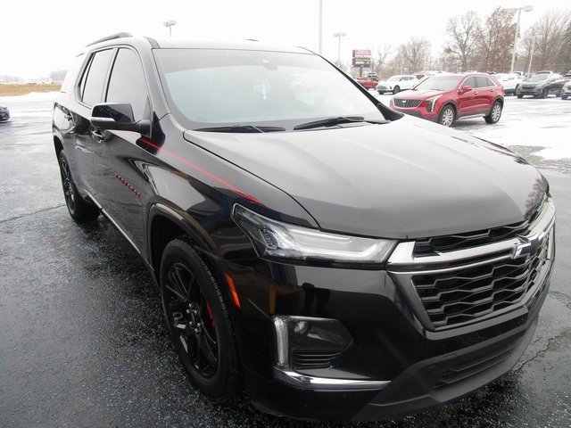 Certified 2023 Chevrolet Traverse Premier w/ Redline Edition image 6