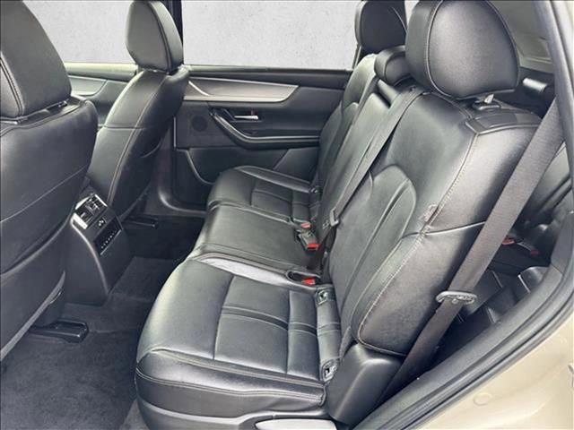 Used 2024 MAZDA CX-90 3.3 Turbo w/ Preferred Plus image 17