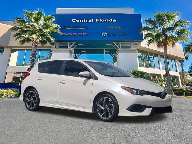 Used 2018 Toyota Corolla iM FWD image 2