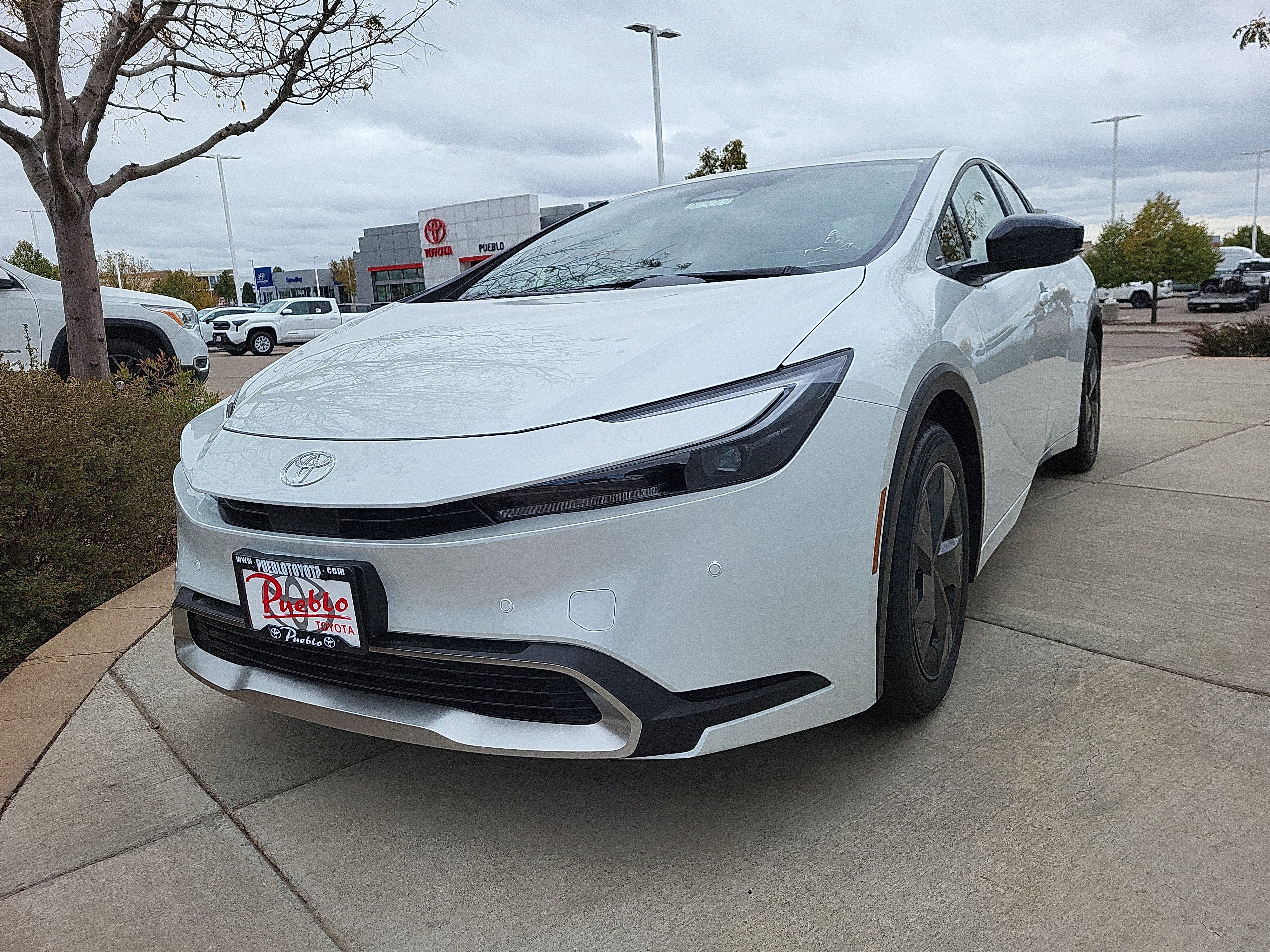 New 2026 Toyota Prius Plug-In Hybrid image 4