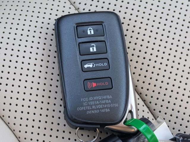 Used 2018 Lexus LX 570 4WD image 33