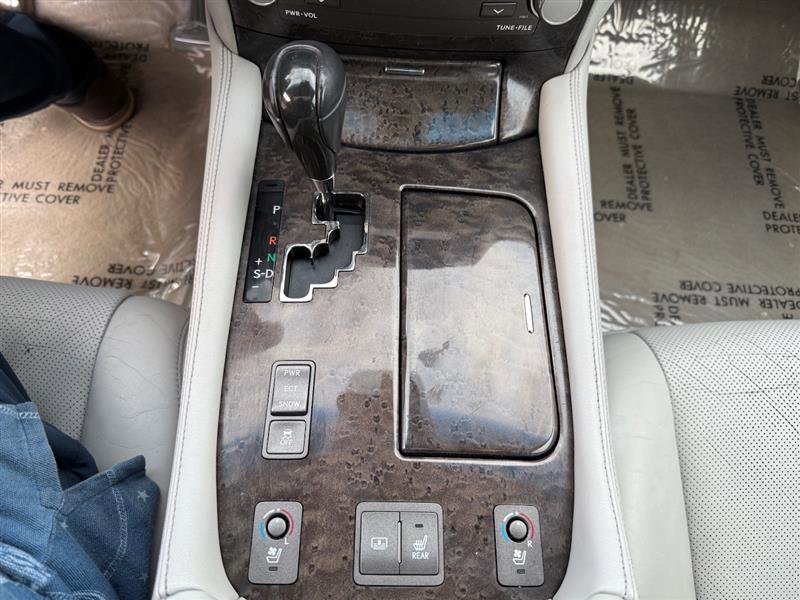 Used 2011 Lexus LS 460 SEDAN w/ Comfort Pkg image 39