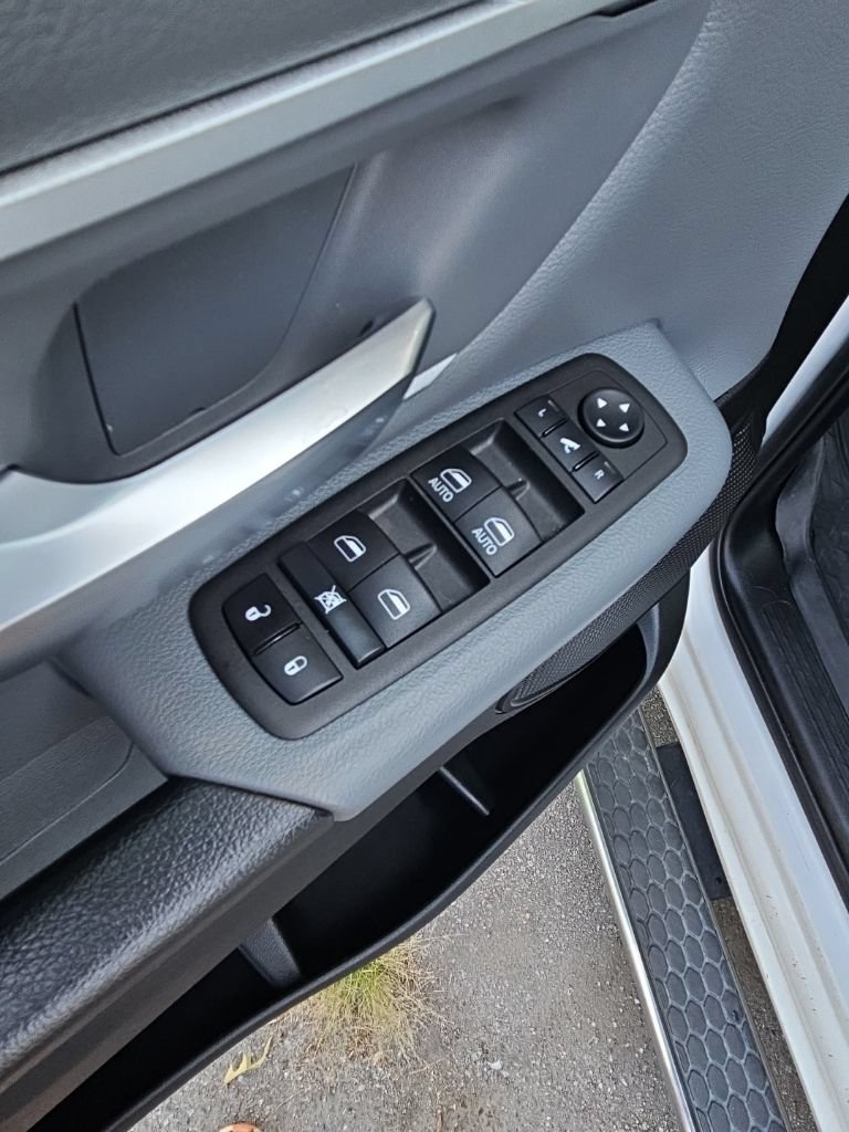 Used 2023 RAM 1500 Big Horn RWD image 26