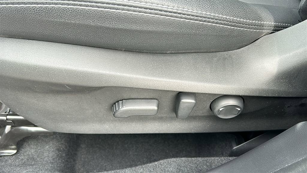 Certified 2023 Subaru Forester Premium image 11