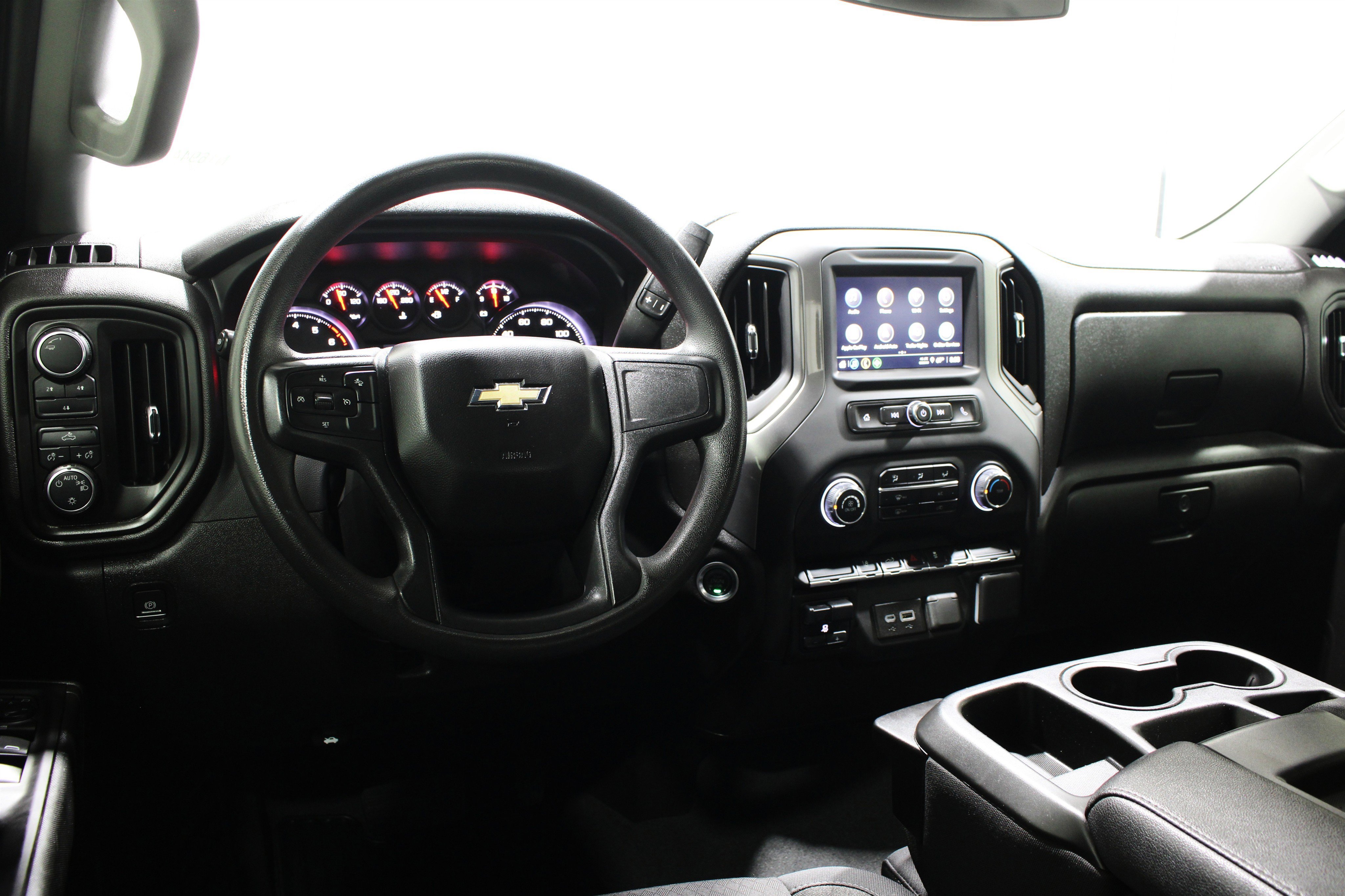 Used 2025 Chevrolet Silverado 2500 Custom w/ Custom Convenience Package AWD/4WD image 2